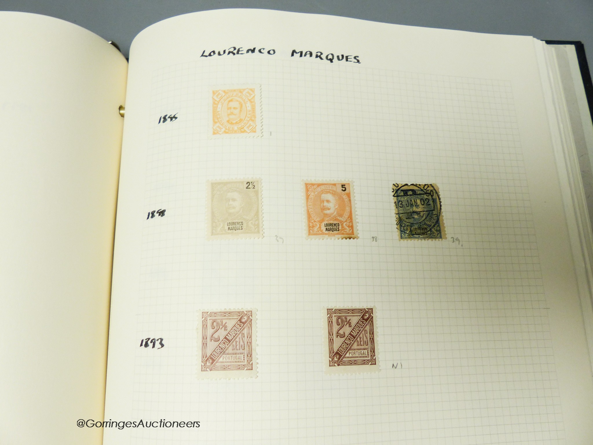 Two albums of foreign stamps with Europe, China from 1884, Japan, German States